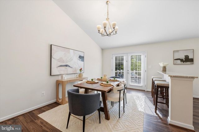 8513 OAKVIEW DR, Manassas, VA 20110