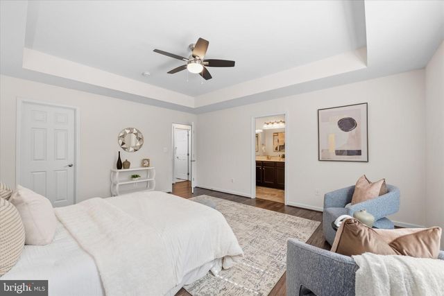 8513 OAKVIEW DR, Manassas, VA 20110