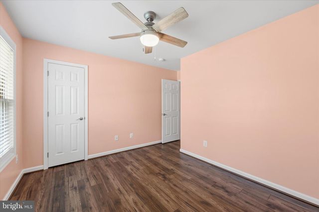 8513 OAKVIEW DR, Manassas, VA 20110