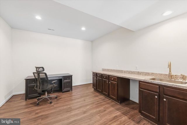 8513 OAKVIEW DR, Manassas, VA 20110