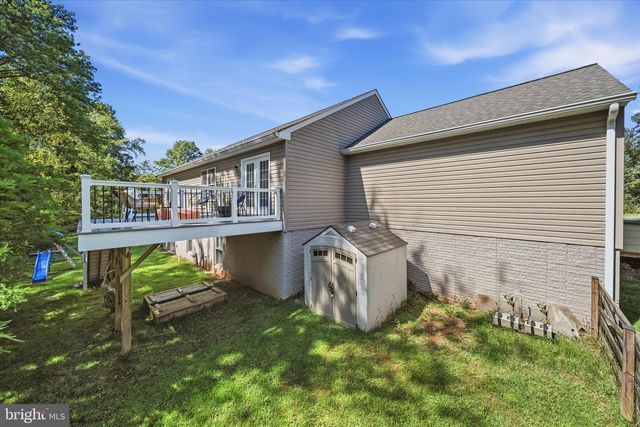 8513 OAKVIEW DR, Manassas, VA 20110