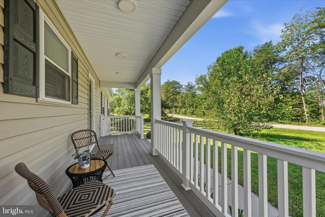 8513 OAKVIEW DR, Manassas, VA 20110