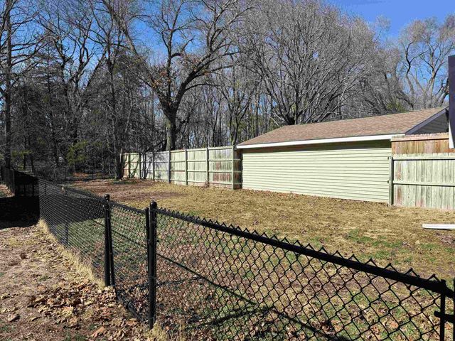 2522 Hiawatha Road, Cedar Falls, IA 50613