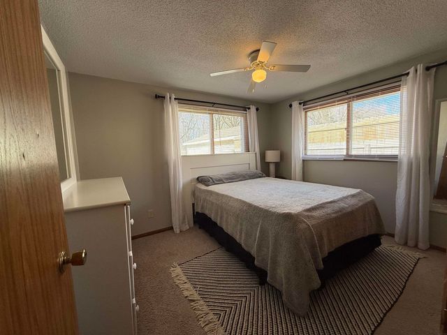 2522 Hiawatha Road, Cedar Falls, IA 50613