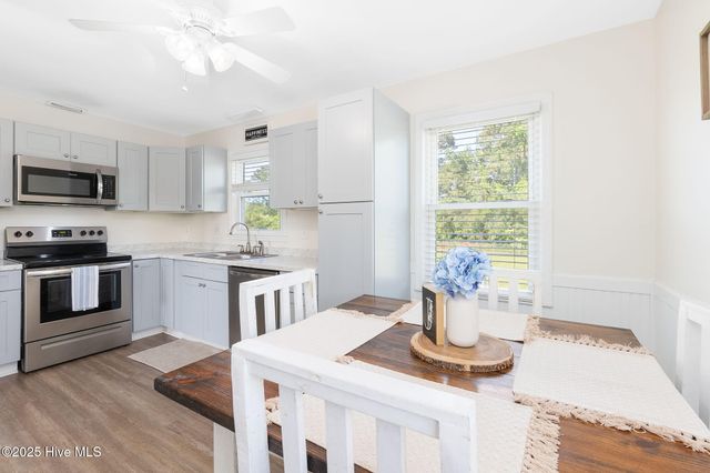 213 Nine Mile Road, Newport, NC 28570