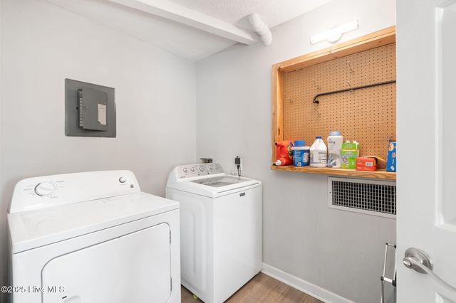 213 Nine Mile Road, Newport, NC 28570