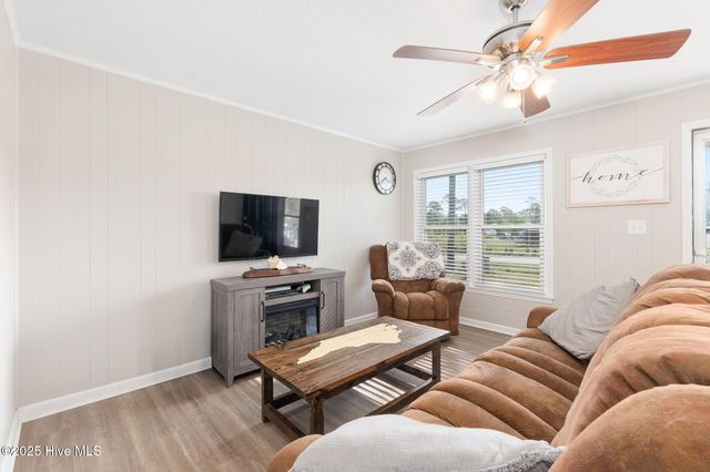 213 Nine Mile Road, Newport, NC 28570