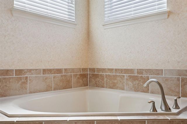 6552 HELMSLEY CIRCLE, Windermere, FL 34786