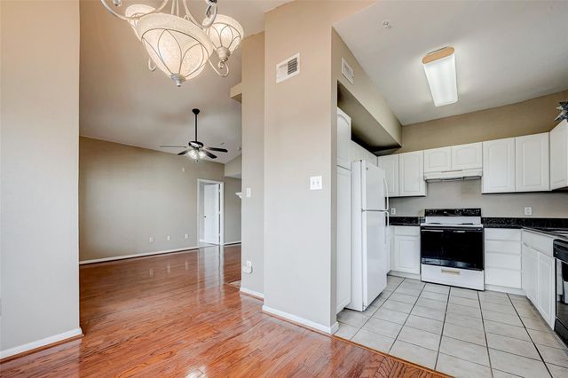 1330 Old Spanish Trail 7307, Houston, TX 77054
