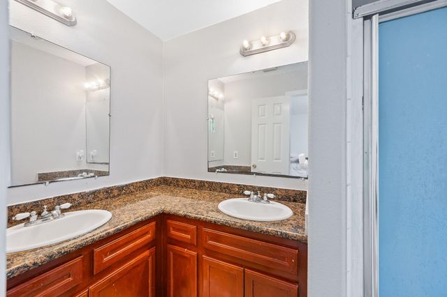 5930 Santa Bernadetta, Houston, TX 77017