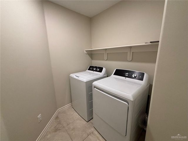 2513 Antelope Canyon Street, Edinburg, TX 78541