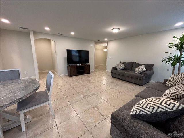 2513 Antelope Canyon Street, Edinburg, TX 78541