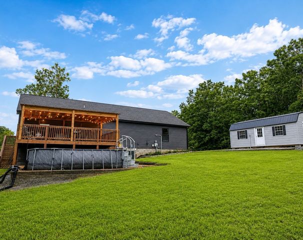 479 Circle Dr, Tennessee Ridge, TN 37178