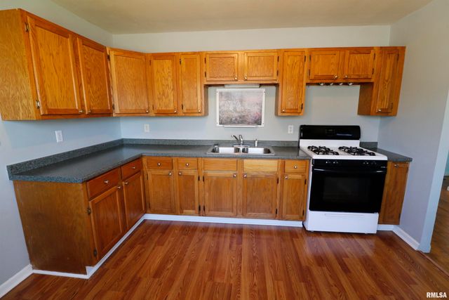 5819 N SEDLEY Street, Peoria, IL 61615