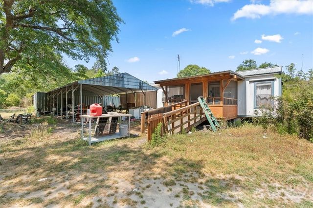 136 Wildwood Church Road, Pembroke, GA 31321