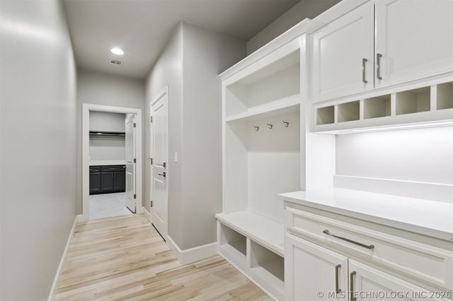 663 E 148th Place S, Glenpool, OK 74033