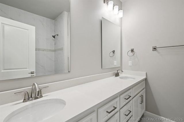 663 E 148th Place S, Glenpool, OK 74033