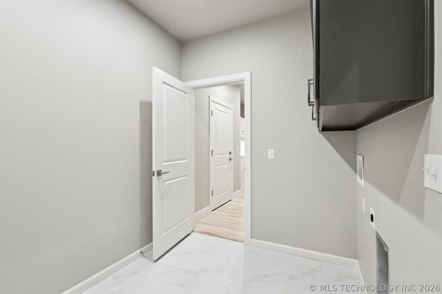 663 E 148th Place S, Glenpool, OK 74033