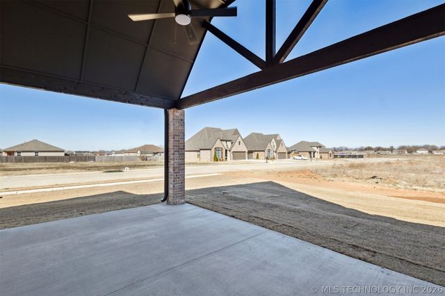 663 E 148th Place S, Glenpool, OK 74033