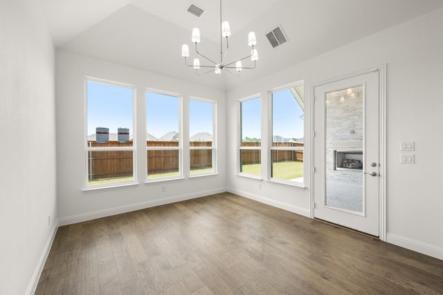 4718 Hawthorn Hills Lane, Arlington, TX 76005