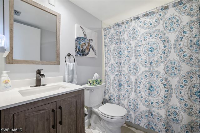 1504 Mainsail DR 6, Naples, FL 34114