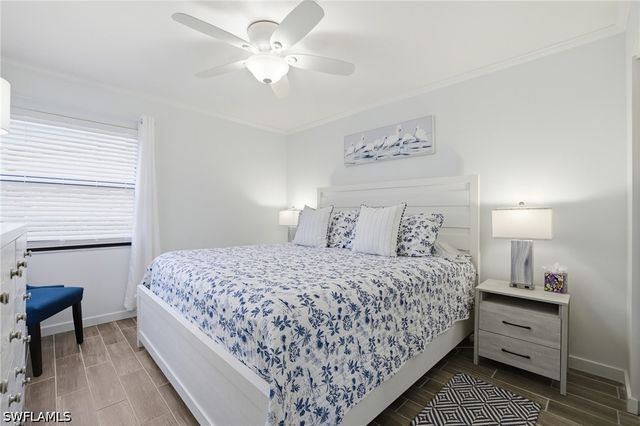 1504 Mainsail DR 6, Naples, FL 34114