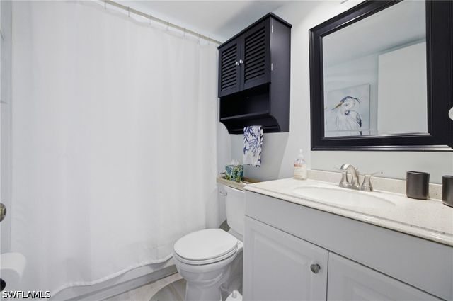 1504 Mainsail DR 6, Naples, FL 34114