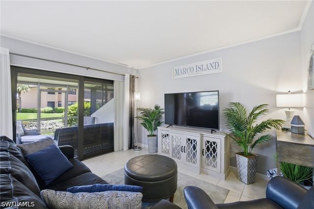 1504 Mainsail DR 6, Naples, FL 34114