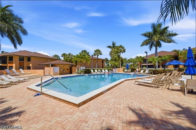 1504 Mainsail DR 6, Naples, FL 34114