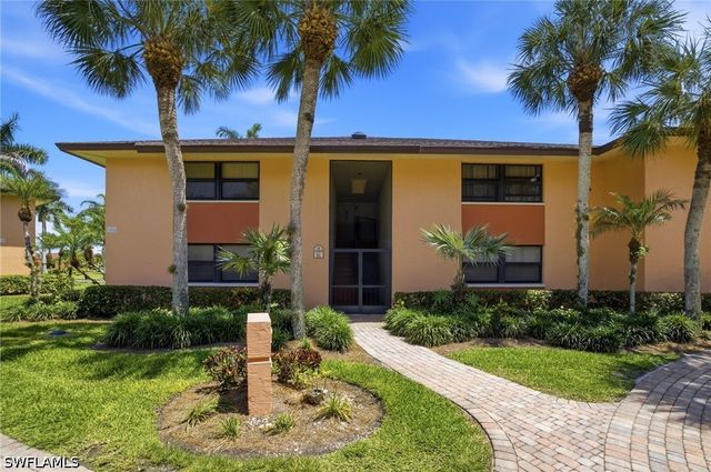 1504 Mainsail DR 6, Naples, FL 34114