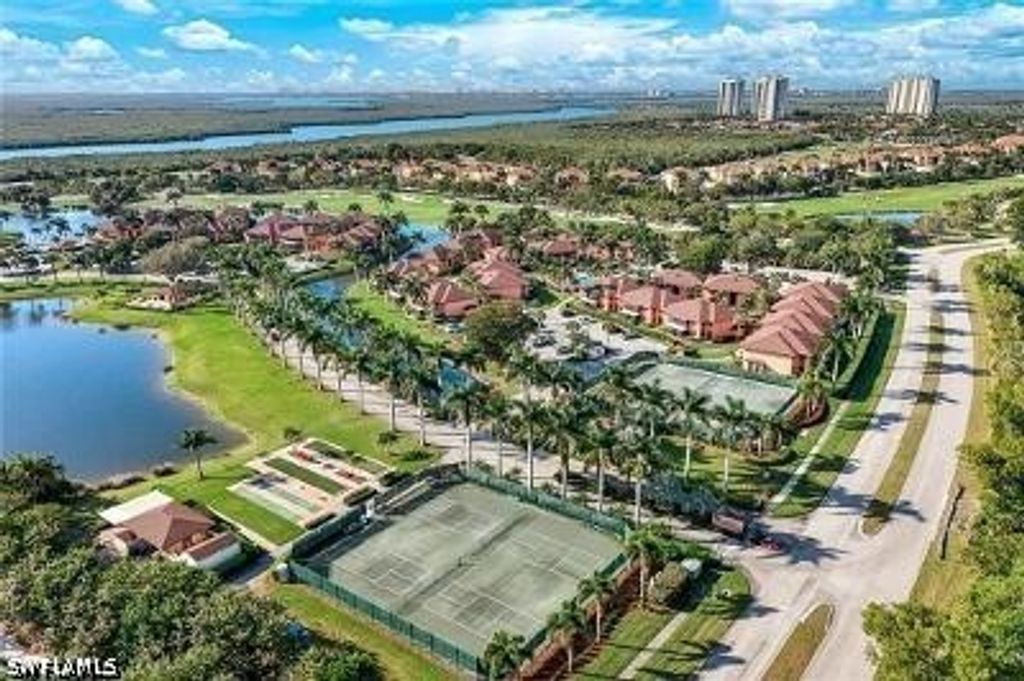 1504 Mainsail DR 6, Naples, FL 34114