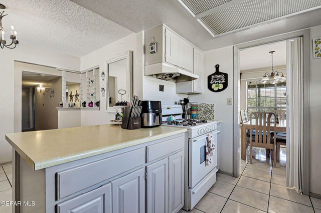 3205 AMARILLO Street, El Paso, TX 79936