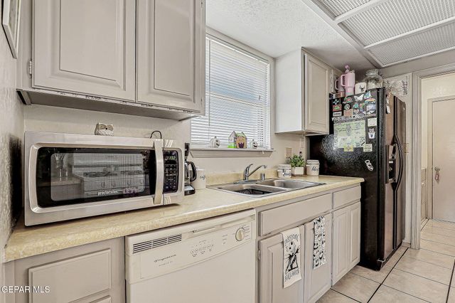 3205 AMARILLO Street, El Paso, TX 79936