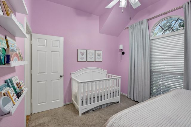 9122 Water Oak Drive, Arlington, TX 76002