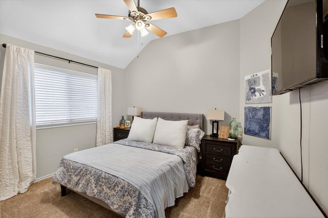 9122 Water Oak Drive, Arlington, TX 76002