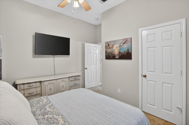 9122 Water Oak Drive, Arlington, TX 76002