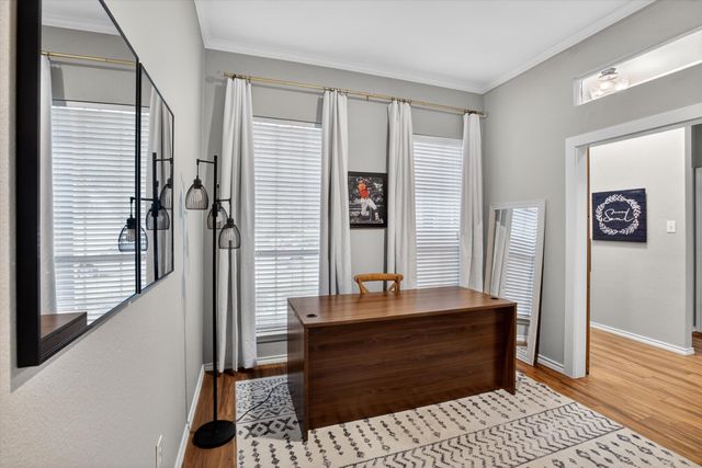 9122 Water Oak Drive, Arlington, TX 76002