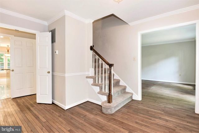10322 DUNN MEADOW RD, Vienna, VA 22182