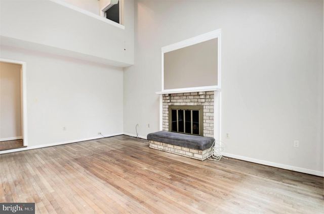 10322 DUNN MEADOW RD, Vienna, VA 22182