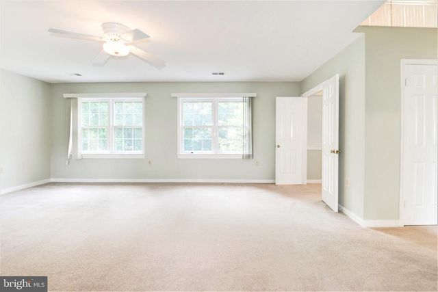 10322 DUNN MEADOW RD, Vienna, VA 22182
