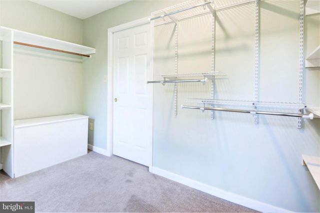 10322 DUNN MEADOW RD, Vienna, VA 22182