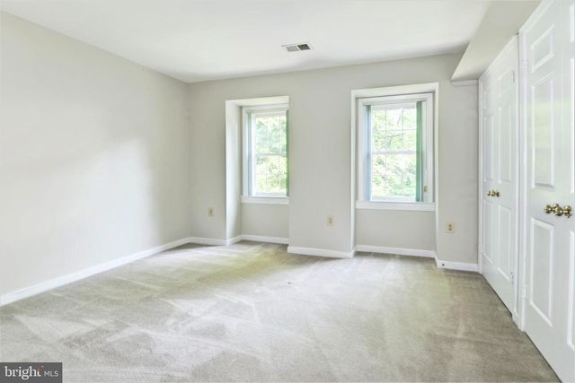 10322 DUNN MEADOW RD, Vienna, VA 22182