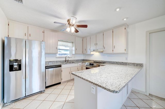 603 Redbird Street, Lynn Haven, FL 32444