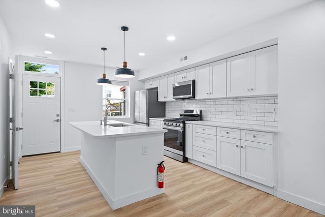 1342 DOWNING ST NE, Washington, DC 20018