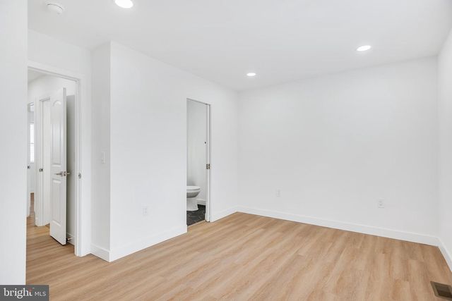 1342 DOWNING ST NE, Washington, DC 20018