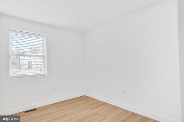 1342 DOWNING ST NE, Washington, DC 20018