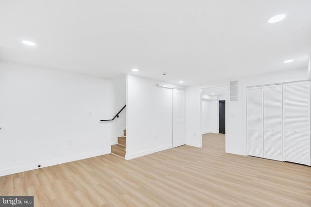1342 DOWNING ST NE, Washington, DC 20018