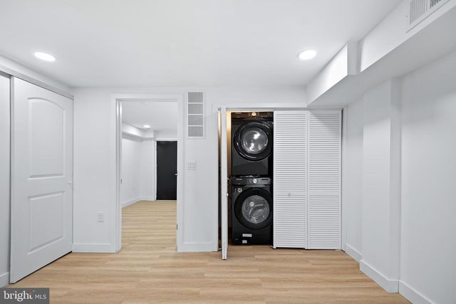 1342 DOWNING ST NE, Washington, DC 20018