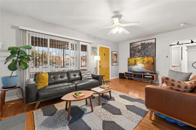 531 W Palmer, Compton, CA 90220