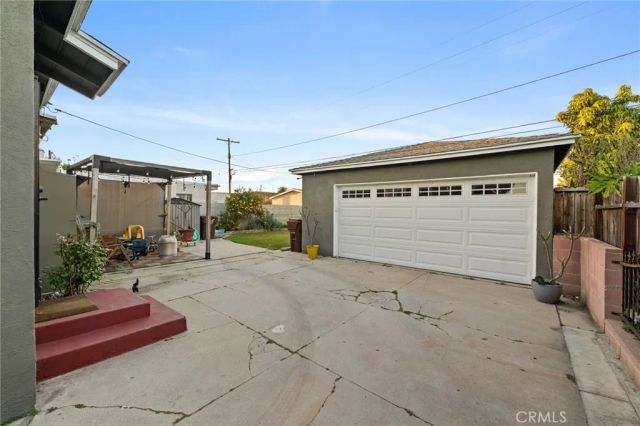 531 W Palmer, Compton, CA 90220